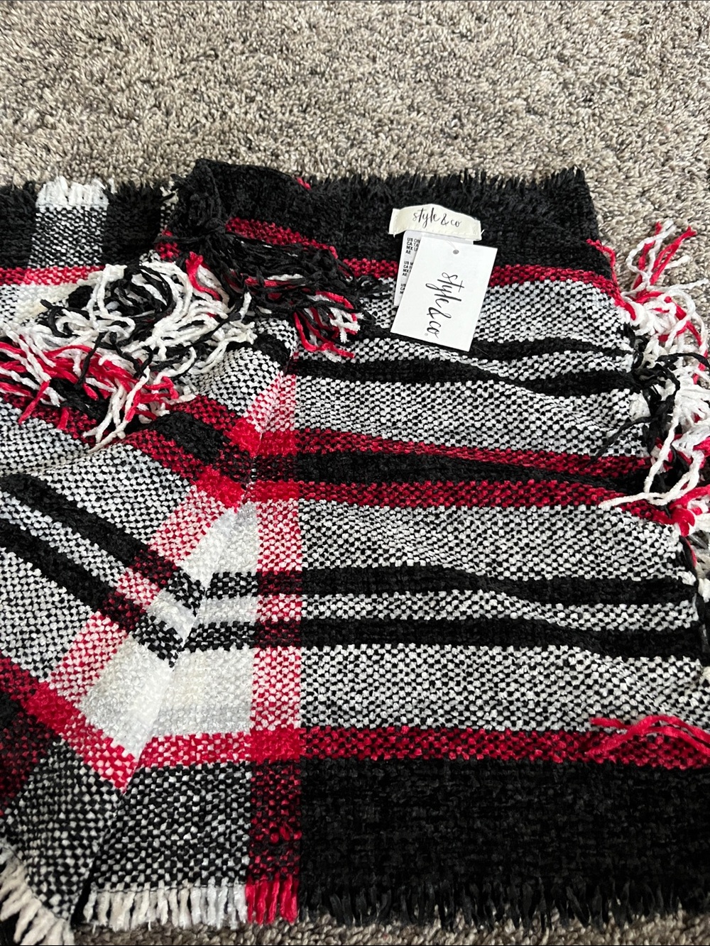 Style & Co - Macy’s brand. Scarf - black/red/gray! 70x14. New. Great gift!  New.